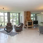 Castle - Five Bedroom With Swimming Pool * Zadvarje