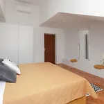 Villa Castle - Five Bedroom With Swimming Pool Zadvarje